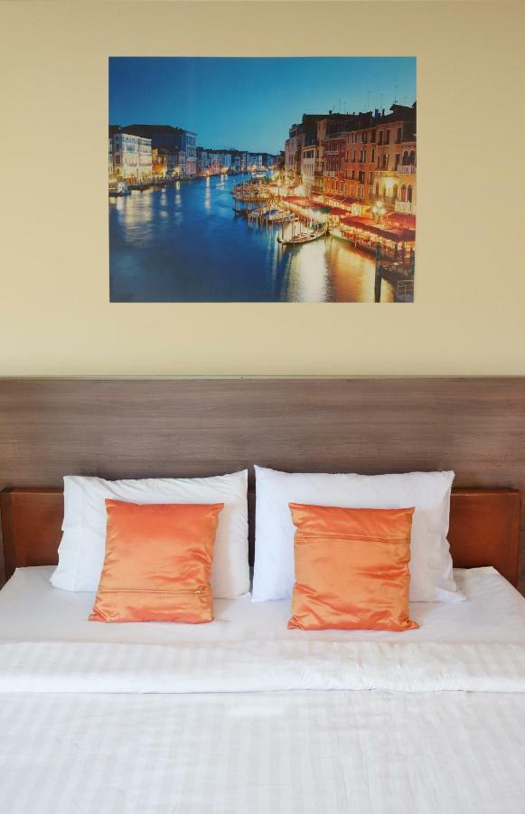 Hotel De Coo Chiang Mai Zewnętrze zdjęcie